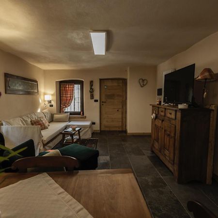 Appartement La Casa Del Cuore à Fenis Extérieur photo